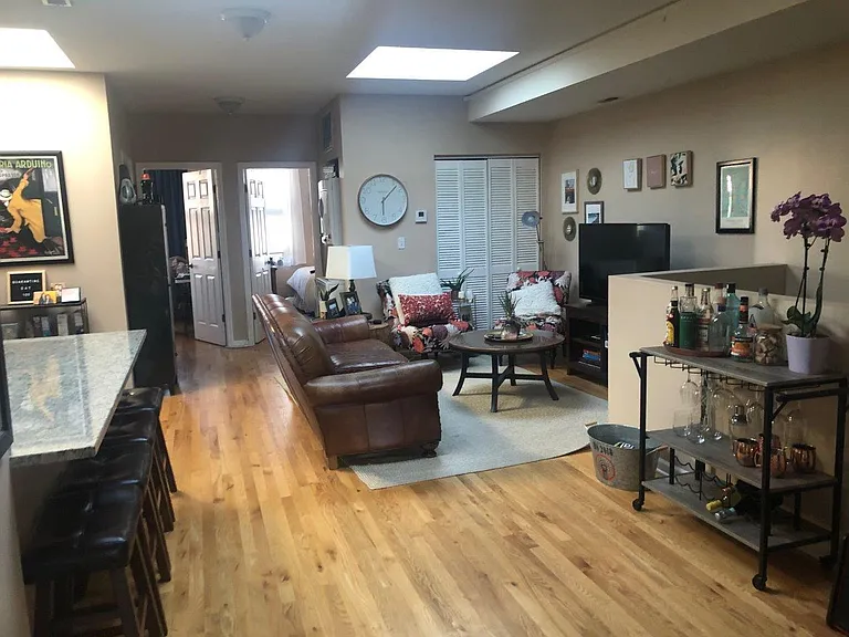 1902 W North Ave #3 — Photo 7