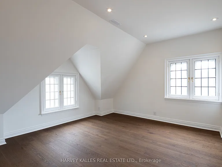 90 Old Forest Hill Rd — Photo 27