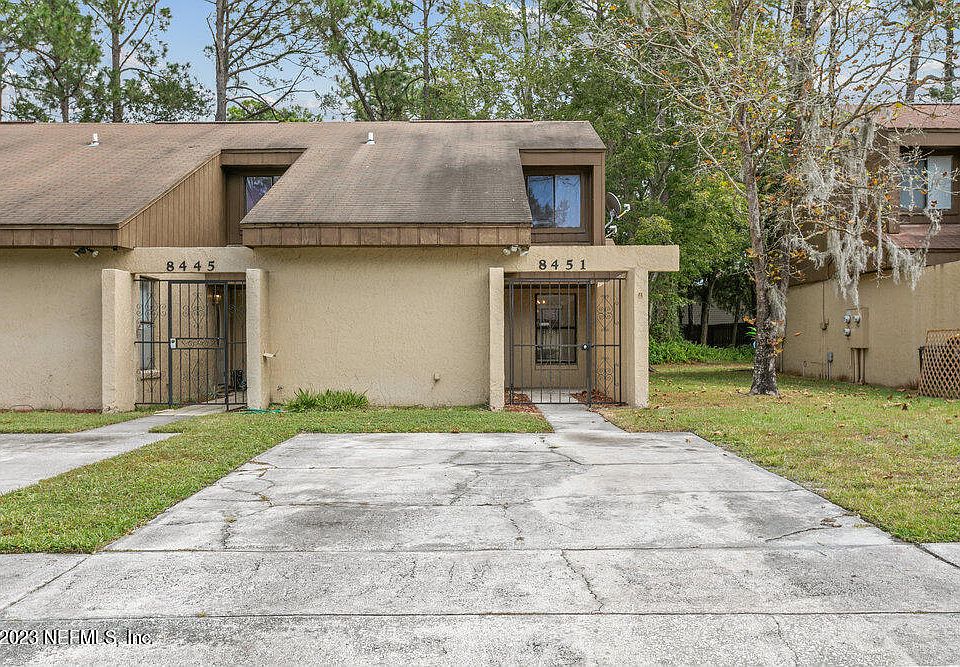 1st image of 8451 PINEVERDE Lane