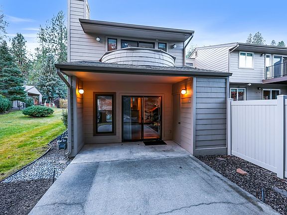 4th image of 22821 E Clearwater Ln