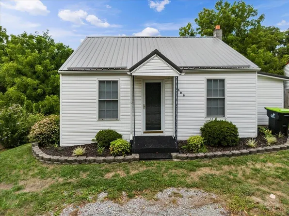 509 Winfield Cir, Pulaski, VA 24301