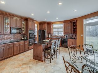 4 Wagon Rd, Lumberton, NJ 08048