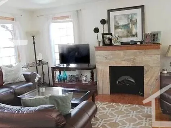 54 Rawson Rd #52, Brookline, MA 02445