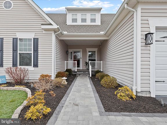 3rd image of 31359 Shore Ct