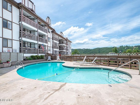 2nd image of 616 Turkey Nest Rd APT 206