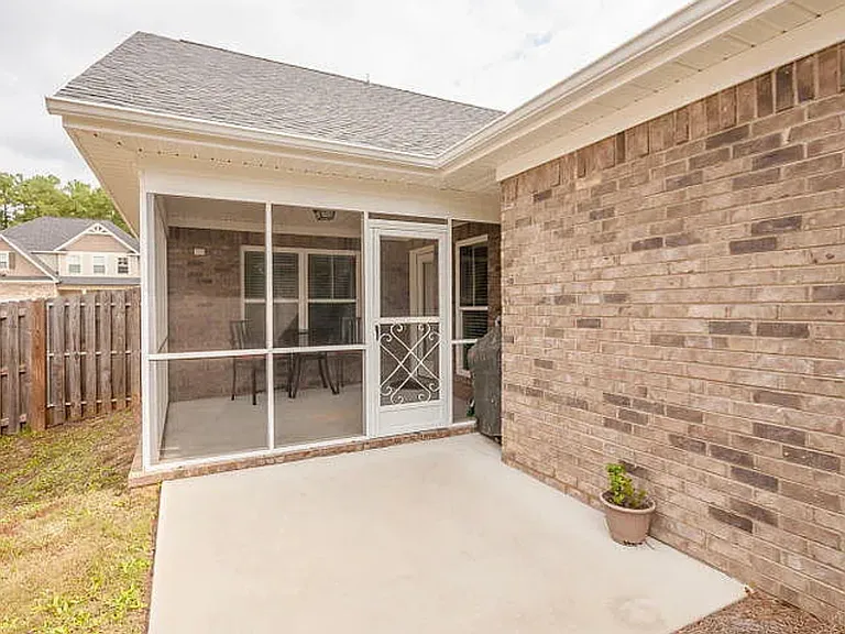 1004 Barrett Dr — Photo 22