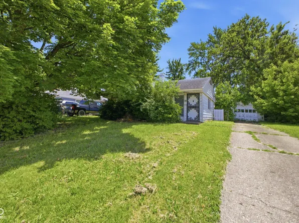 8141 Patton Dr, Indianapolis, IN 46226