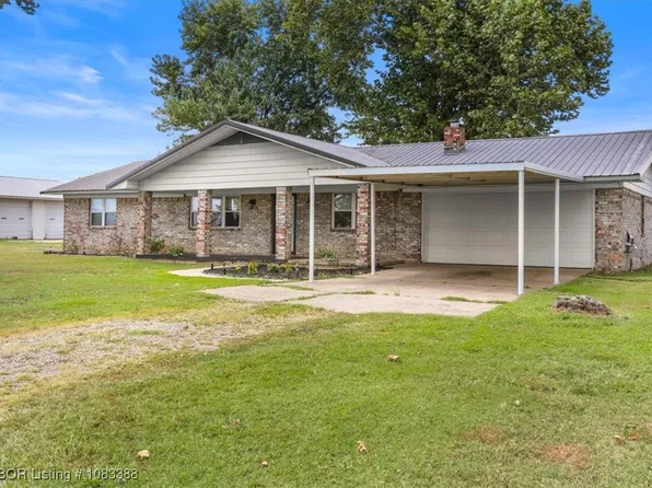 111182 S 4760th Rd, Muldrow, OK 74948