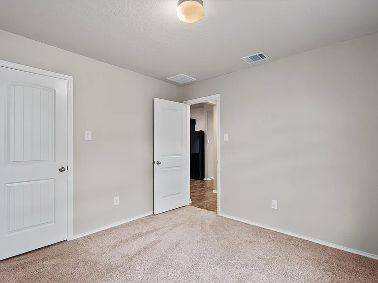 116 Miles Dr — Photo 25