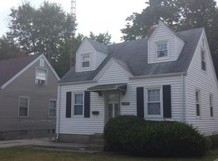 2224 E Keys Ave, Grandview, IL 62702