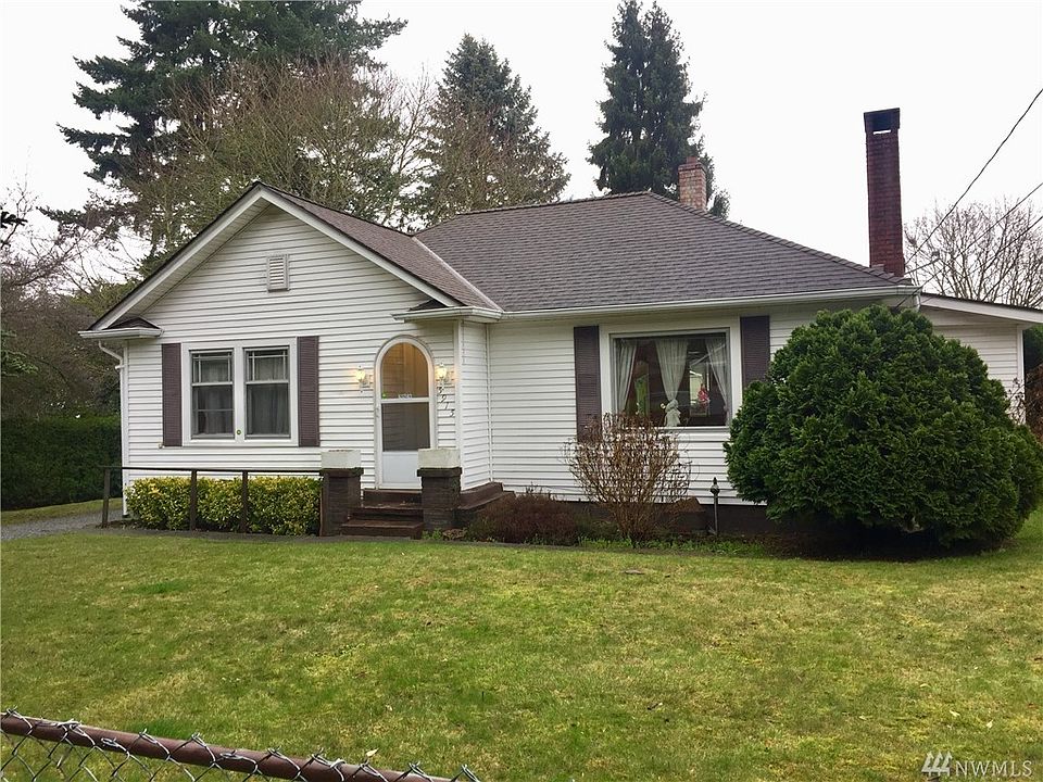 1st image of 5915 Lombard Ave SE