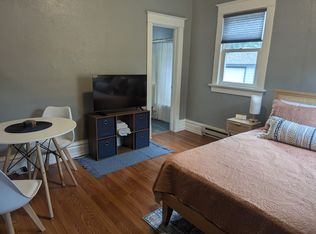 1020 11th St N APT 3, Fargo, ND 58102