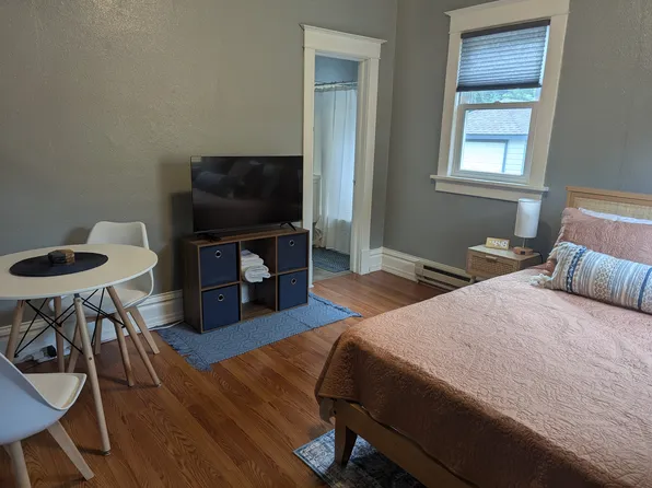 1020 11th St N, Fargo, ND