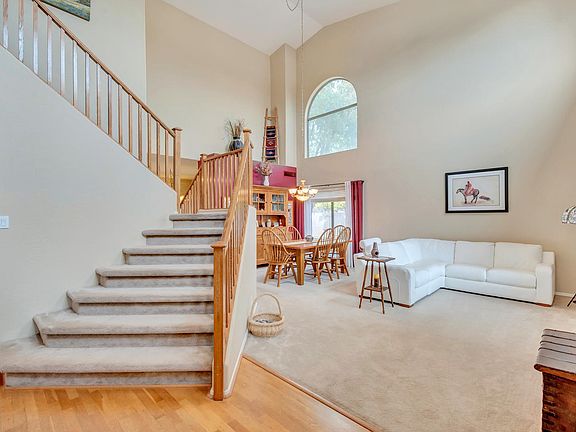 Formal living & Dining room 