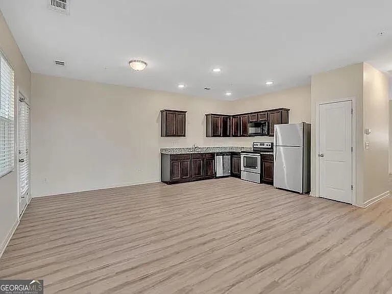 1938 Millstream Holw — Photo 5