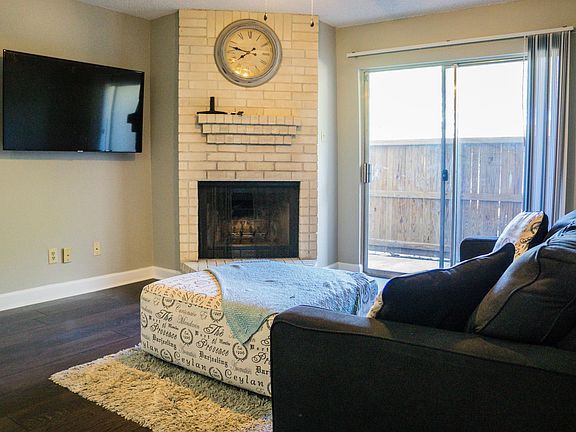 2nd image of 1900 Bay Area Blvd #235