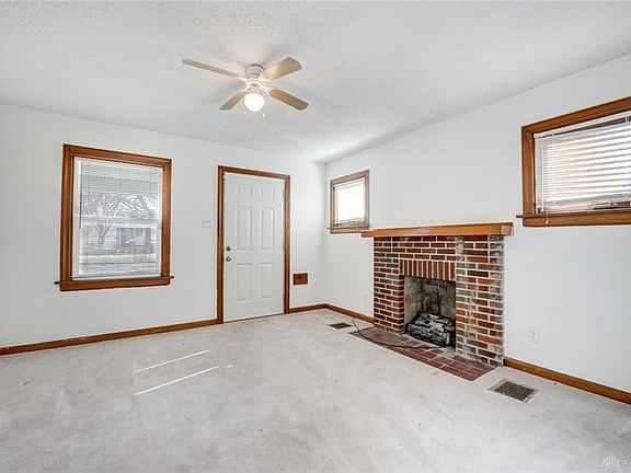 5th image of 2019 Rosemont Blvd