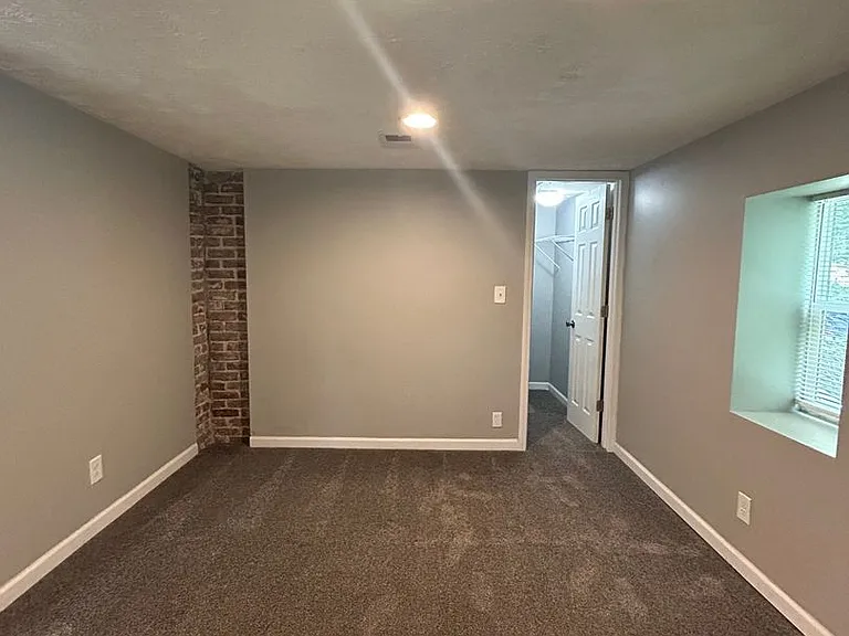 1101 Bancroft St — Photo 10