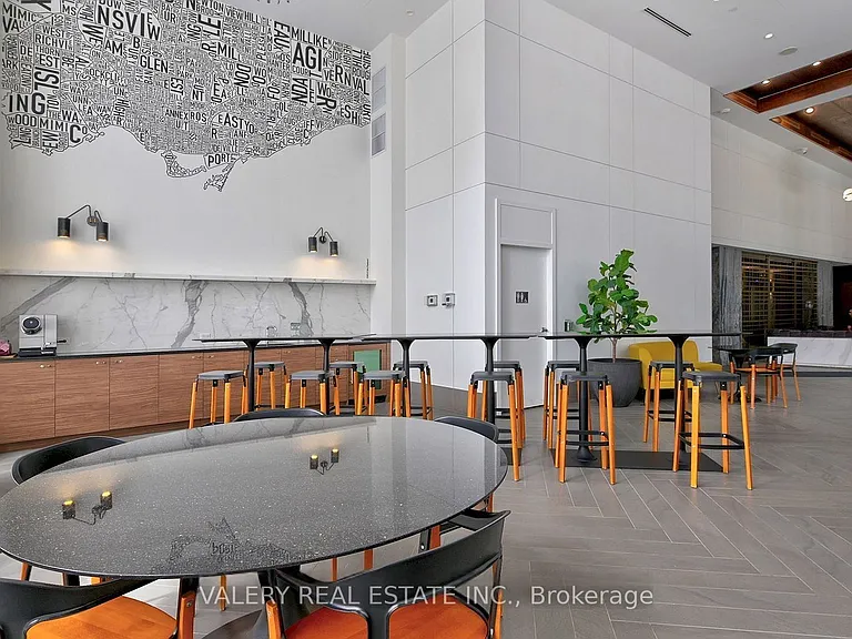 38 Iannuzzi St W #1607 — Photo 15