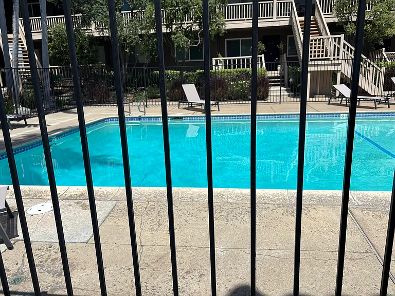 555 S La Veta Park Cir #238 — Photo 25