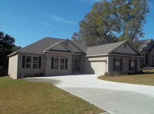 3385 Woodlands Dr, Saraland, AL 36571
