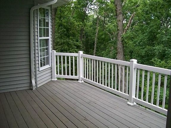 Upper deck area