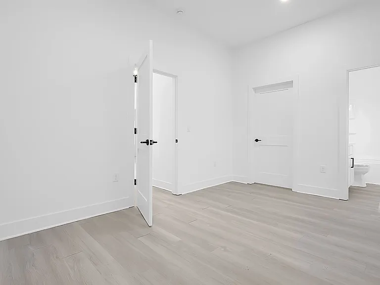 936 Wagner St — Photo 18