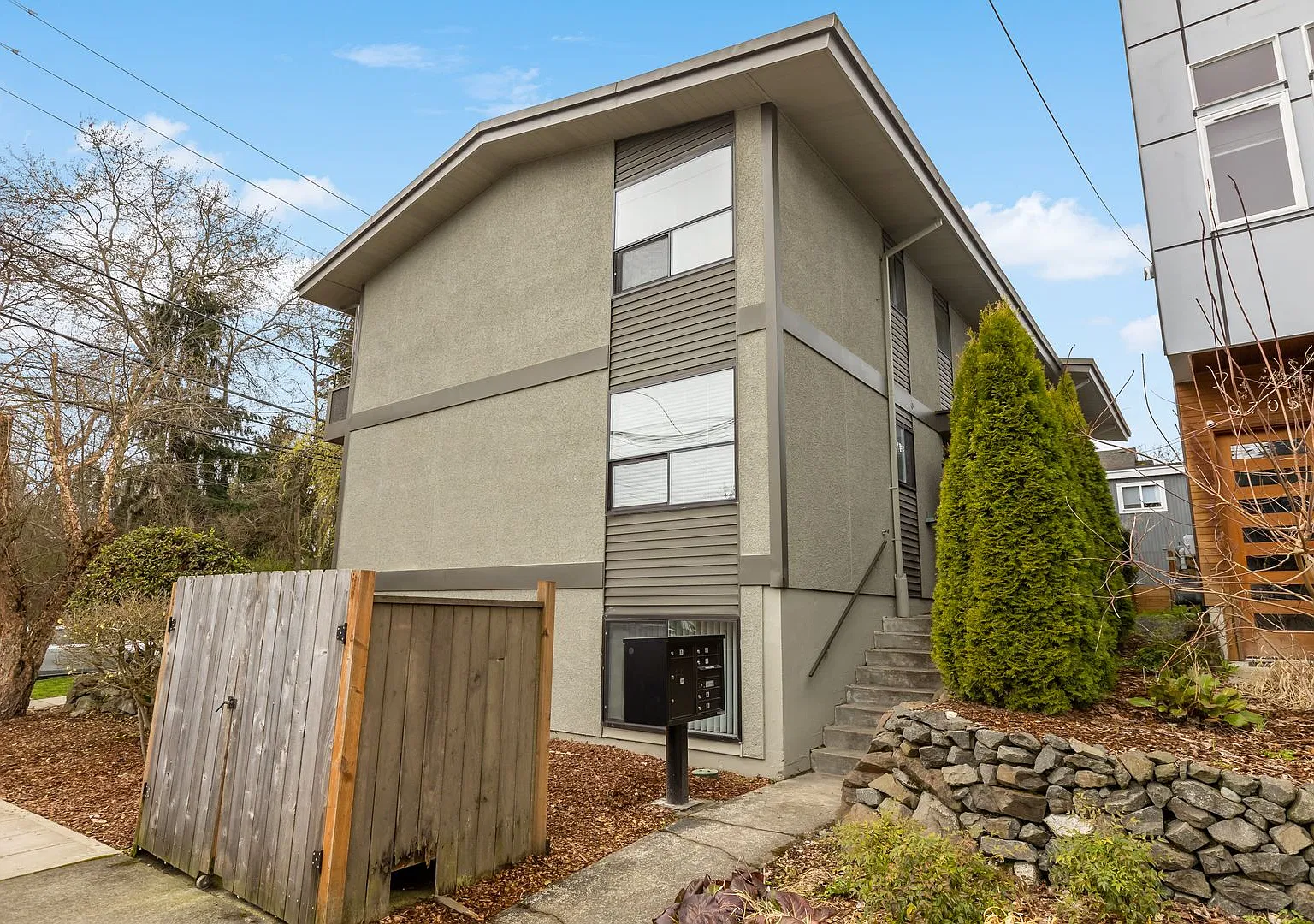 North Seattle Apartments in Cozy Neighborhood — Photo 3