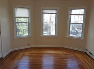 30 Frederick St #2, Providence, RI 02908