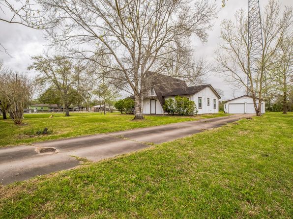7122 Amy Ln, Rosharon, TX 77583
