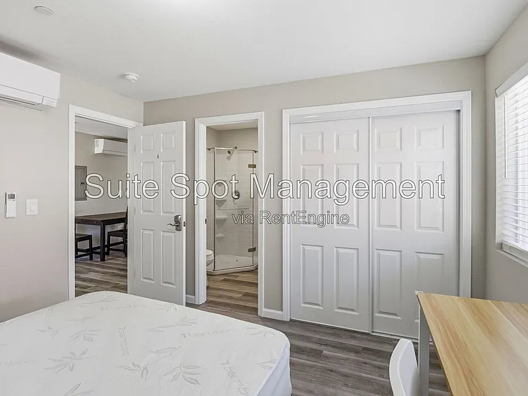160 Harrison Ave #E3 — Photo 20