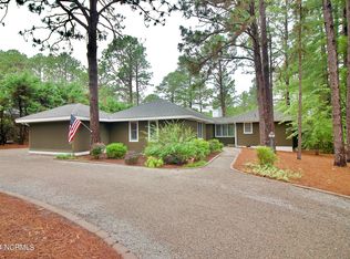 36 Hardee Ln, Whispering Pines, NC 28327