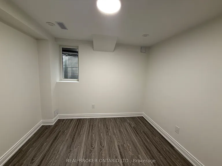 1450 Periwinkle Pl #BASEMENT — Photo 23