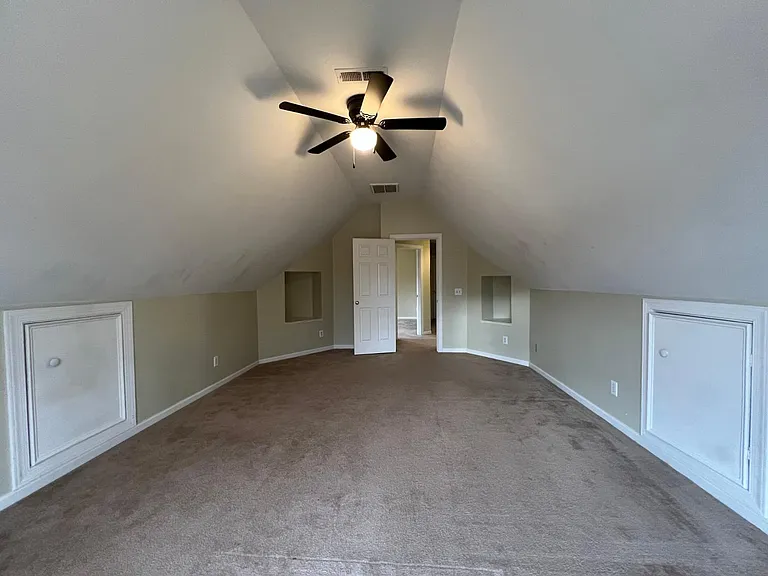 809 Barneswyck Dr — Photo 18