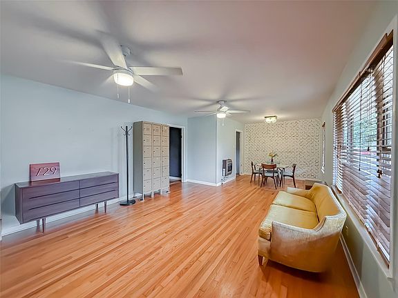 3rd image of 729 N Main St