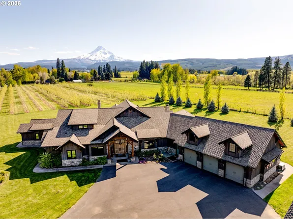 5102 Woodworth Dr, Mount Hood Parkdale, OR 97041