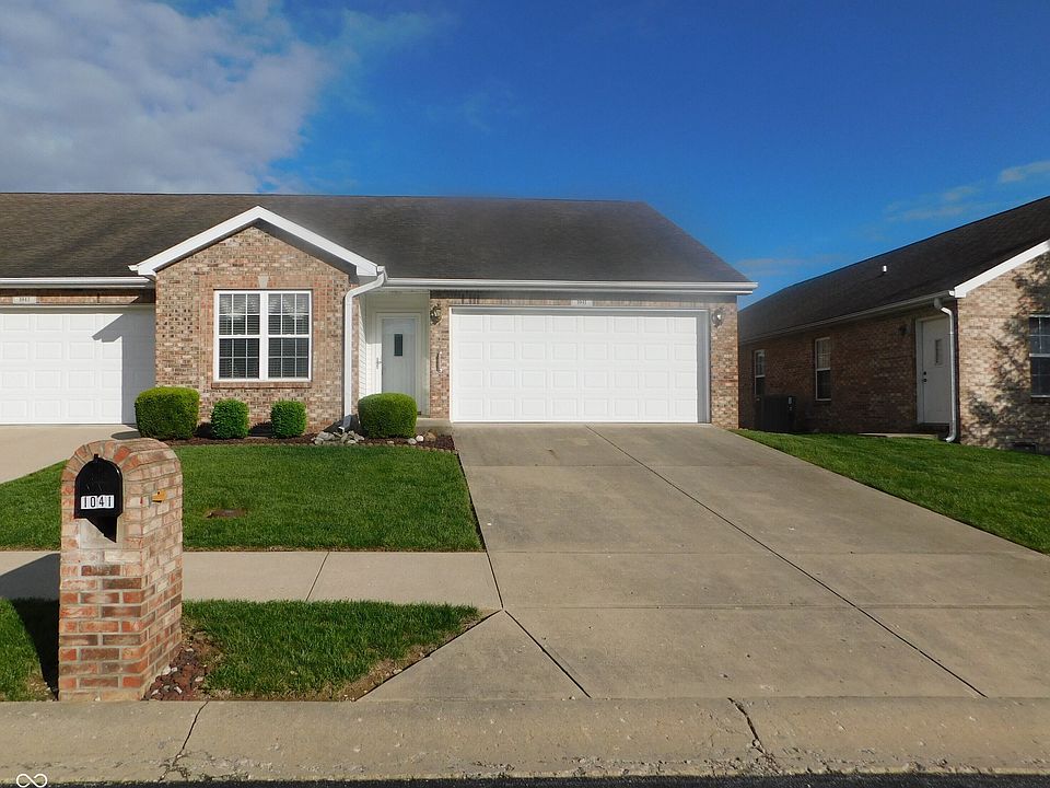 1st image of 1041 E Crown Pointe Blvd