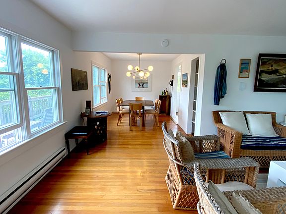 5th image of 45 Seaside Ave