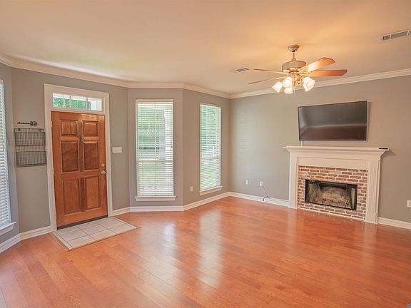 3rd image of 70444 Courtano Dr