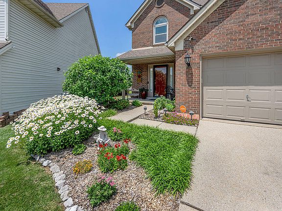 4th image of 3725 White Pine Dr