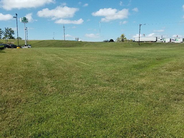 1st image of 105 Cypress Centre Dr