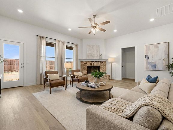 4th image of 2904 Ranch Ave