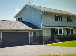 N2612 Curtis Mill Rd, Fort Atkinson, WI 53538