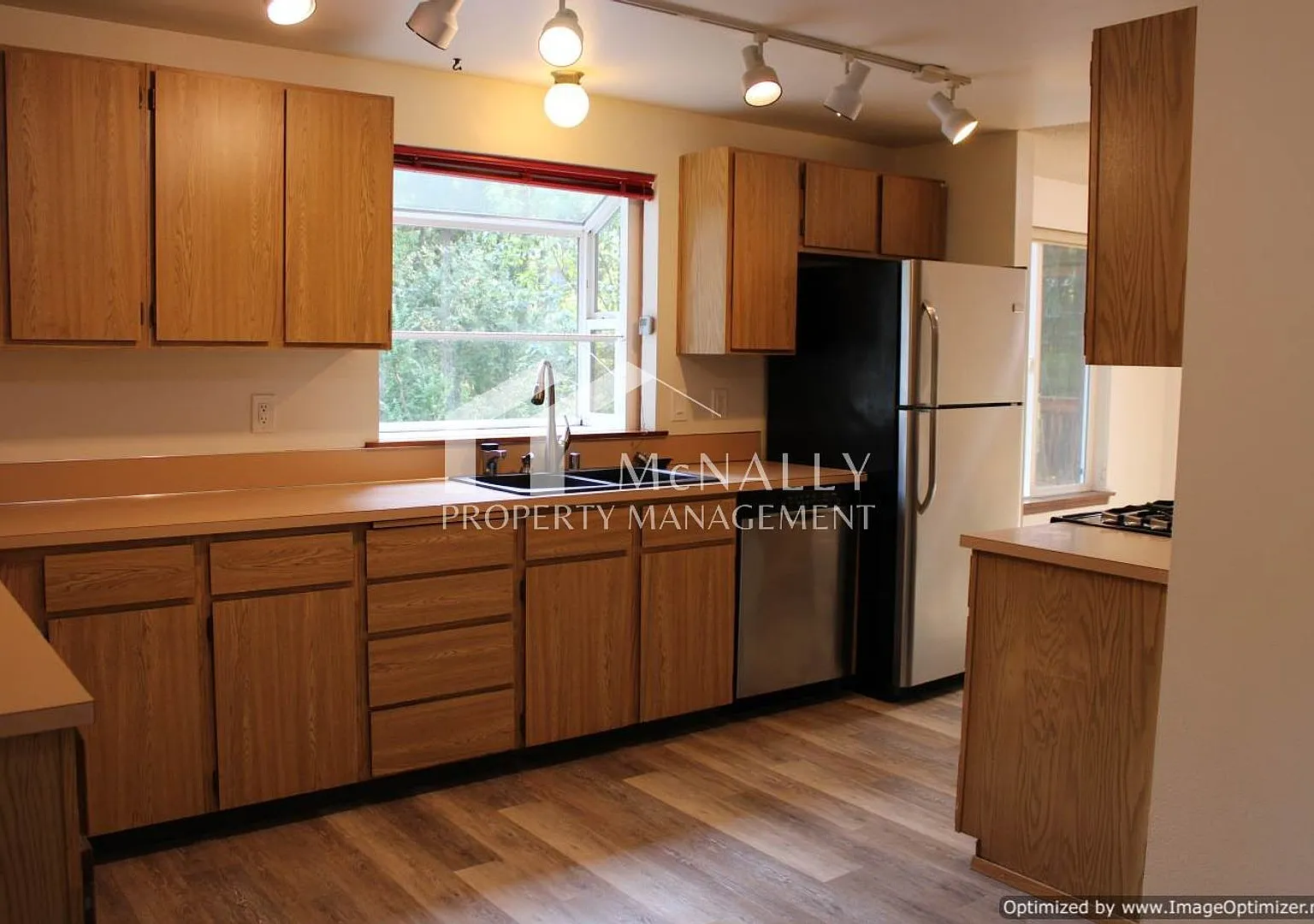 Charming 3-Bedroom Rambler with Spacious Yard and RV Parking — Photo 2