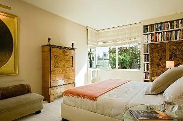 Sold by Corcoran | media 7