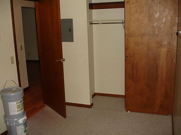 4th image of 1312 N Chapel St