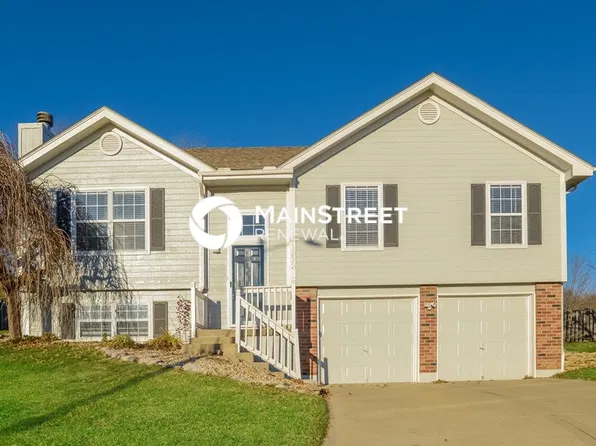 1222 SW Windcrest Ct, Grain Valley, MO 64029