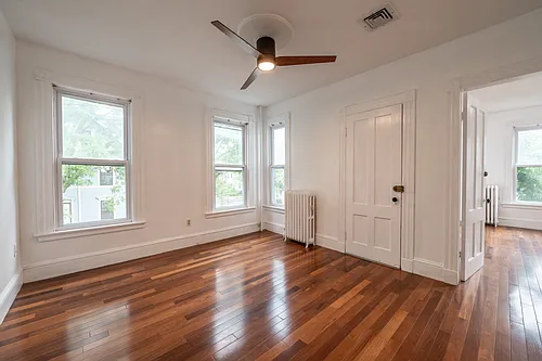 115 Foster St #2A Photo 1
