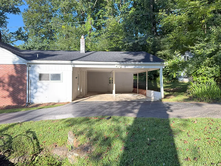 51 Colebrook Rd — Photo 18