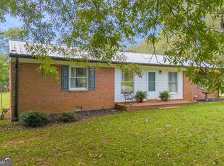 210 Nora Moss Ln, Carnesville, GA 30521